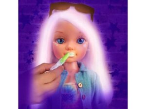 Nancy - Brilhando no escuro 3+