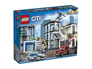 LEGO City 60141 - Estação de Policia 6+
