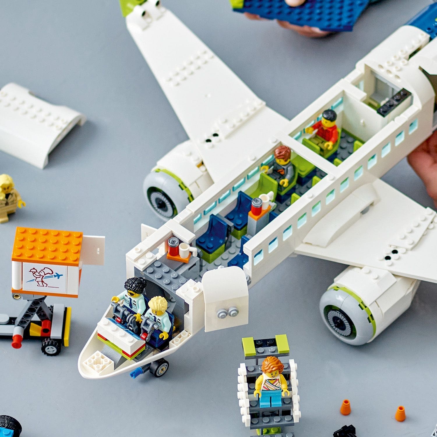 Lego Avião com Passageiros City 7+ - Image 5