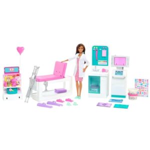 Barbie® Kit Cuidados Médicos com Boneca 3+